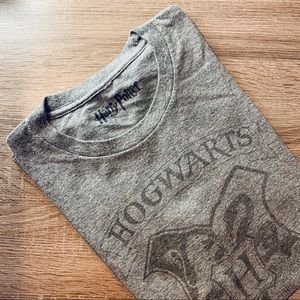 Box Lunch • Harry Potter Hogwarts Alumni T-Shirt